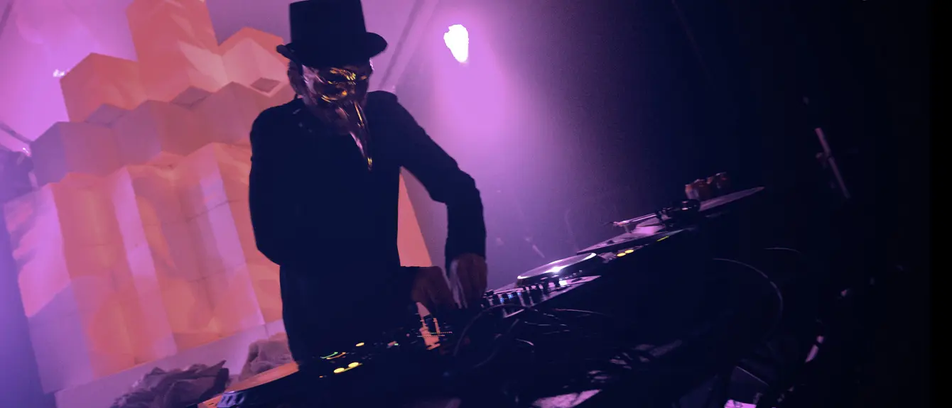 Claptone