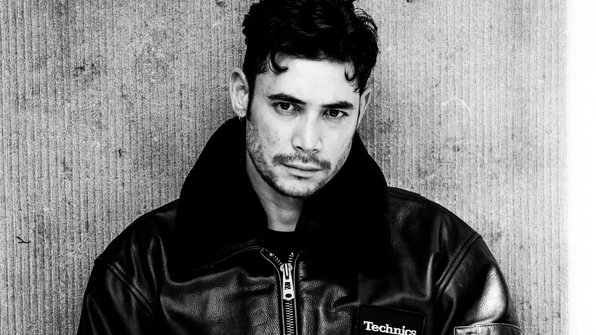 Dax J