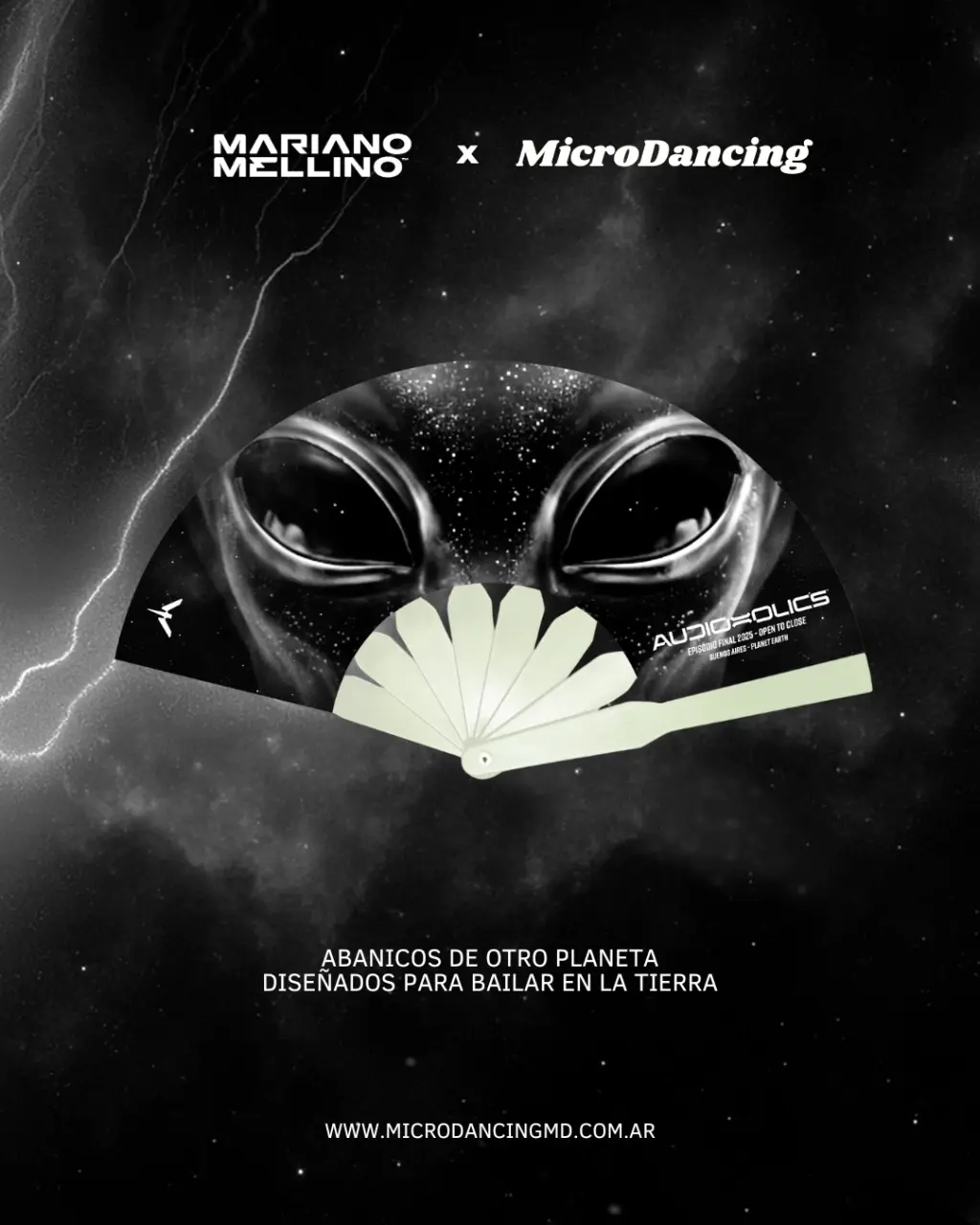 Martian Eyes x Audioholics 2025 · Abanico con varillas que brillan