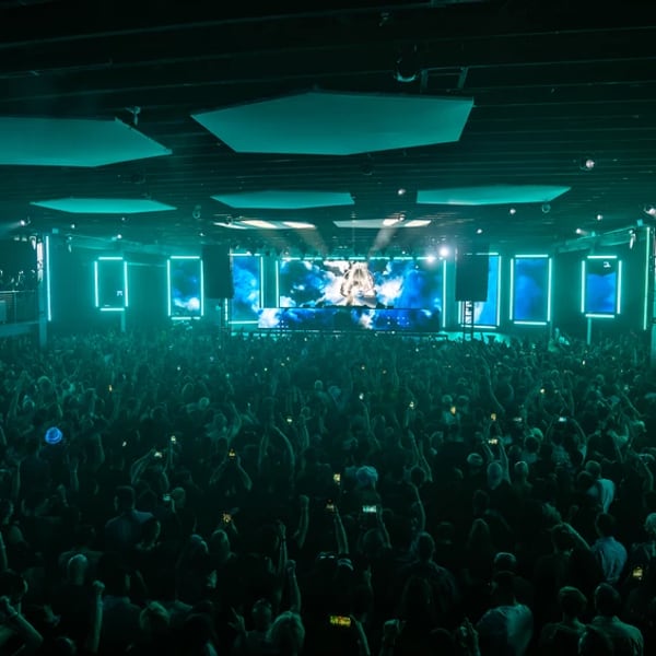 Echostage