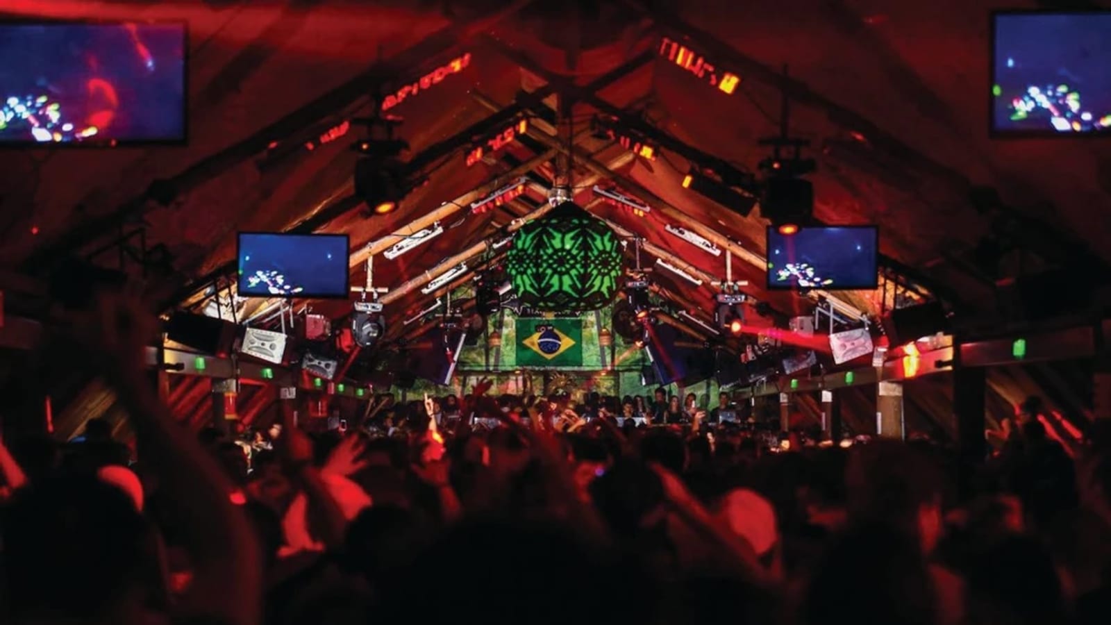Warung Beach Club